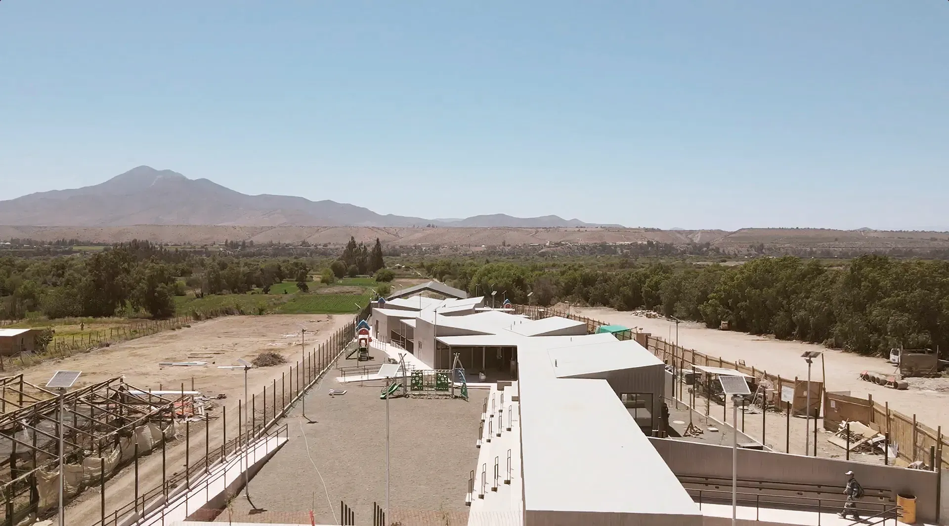 Escuela Rigoberto Pizarro render 10