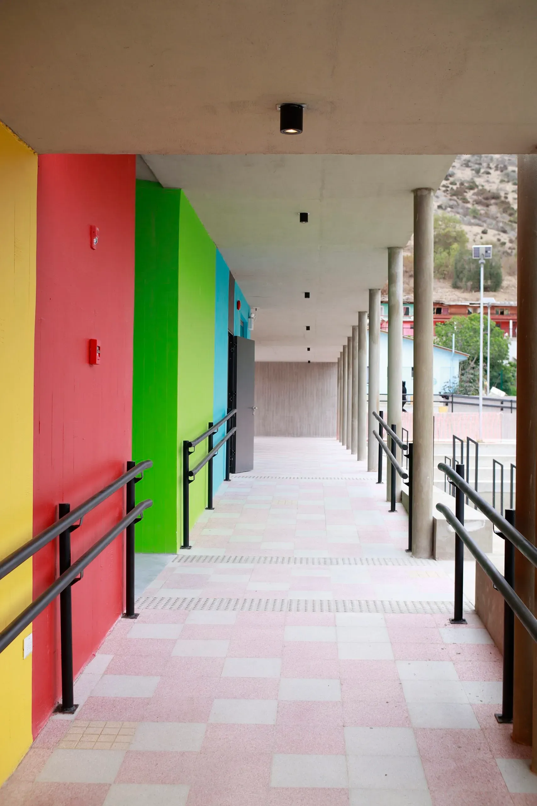 Escuela Rigoberto Pizarro render 6