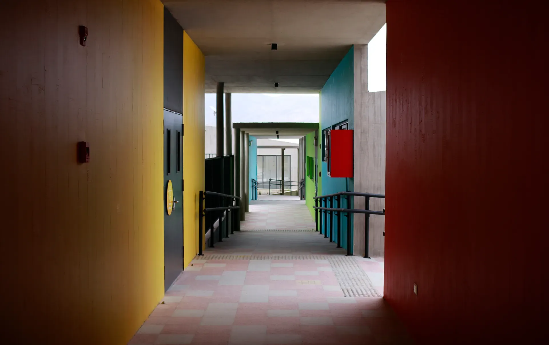 Escuela Rigoberto Pizarro render 7