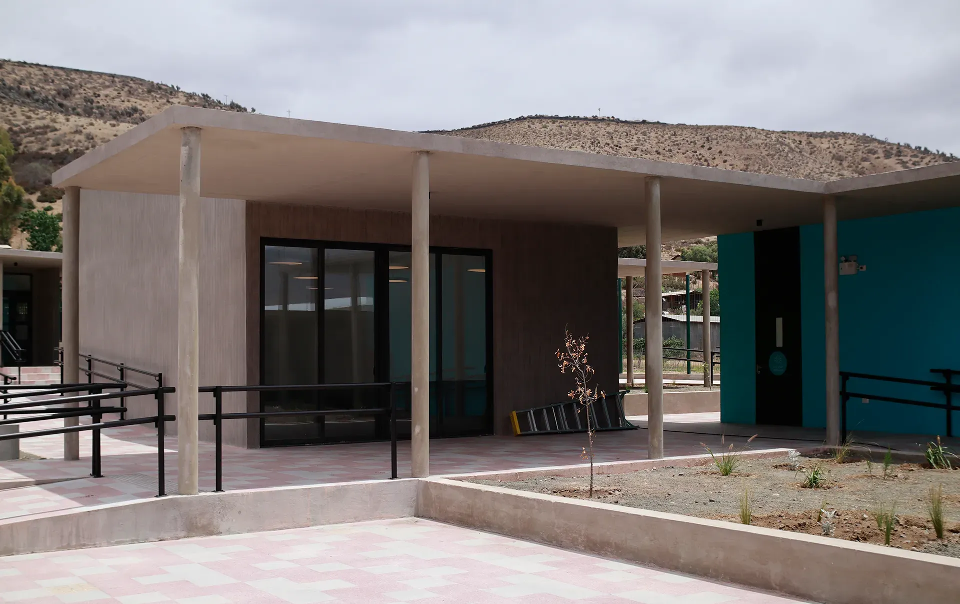 Escuela Rigoberto Pizarro render 9